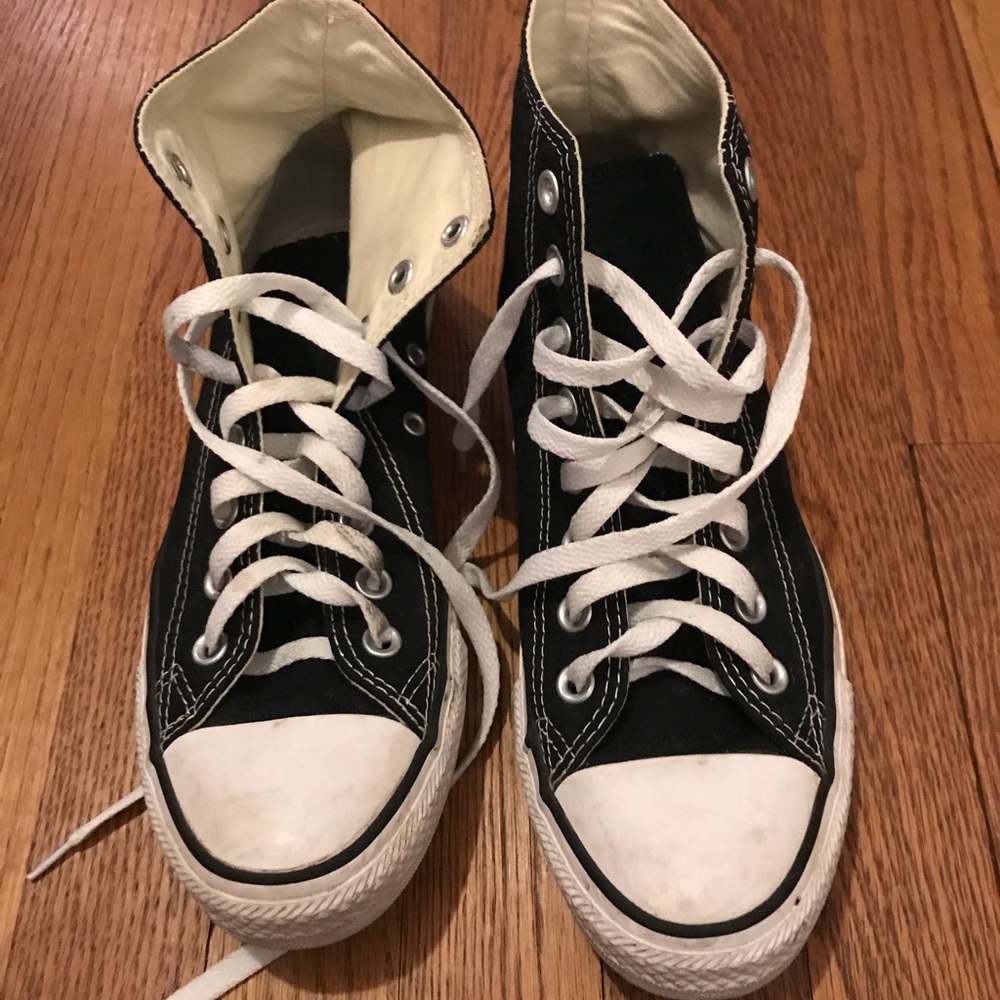 Black high top converse
